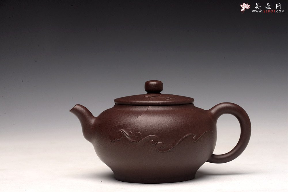 紫砂壶图片：高雪琴乙未年全手原创作品 陆轶舟精心装饰 云卷云舒 雅致 云锦 - 宜兴紫砂壶网
