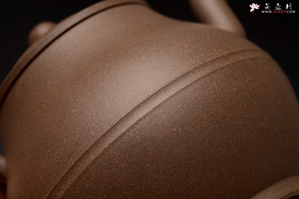 紫砂壶图片：钱林芳全手作品 汉隐壶 优质青灰泥 韵味独特 饱满俊雅 - 宜兴紫砂壶网