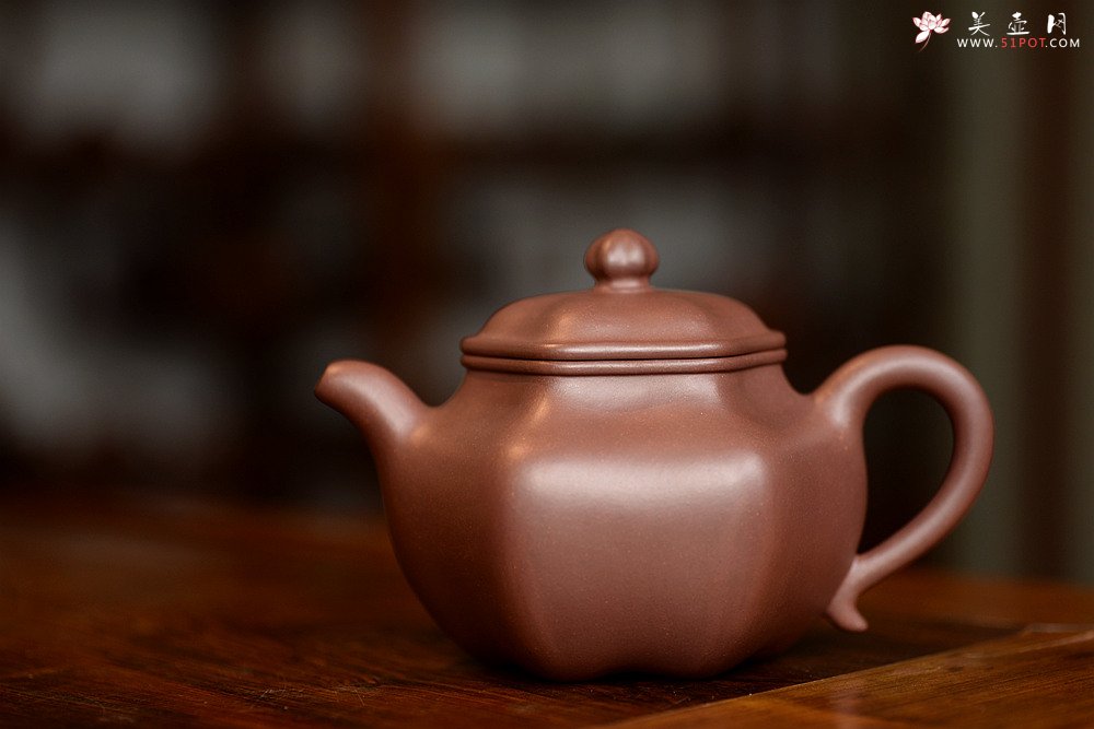 紫砂壶图片：许学军老师经典作品 雍容华贵 气度不凡 全手六角莲子 - 宜兴紫砂壶网