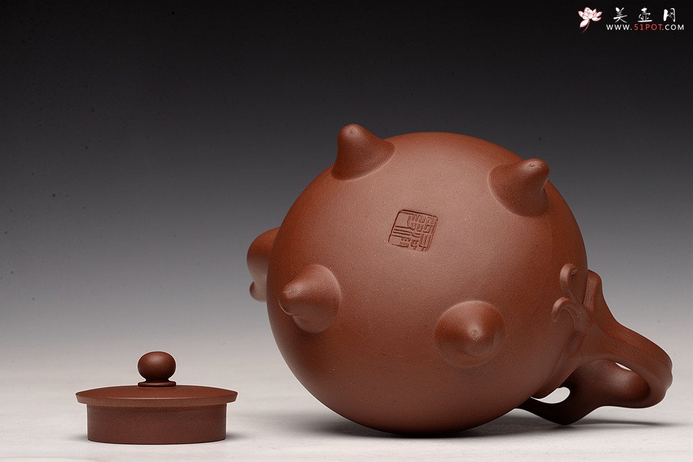 紫砂壶图片：呕心力作 精于洪霞精品代表作~ 全手螭龙 雍容华贵 - 宜兴紫砂壶网