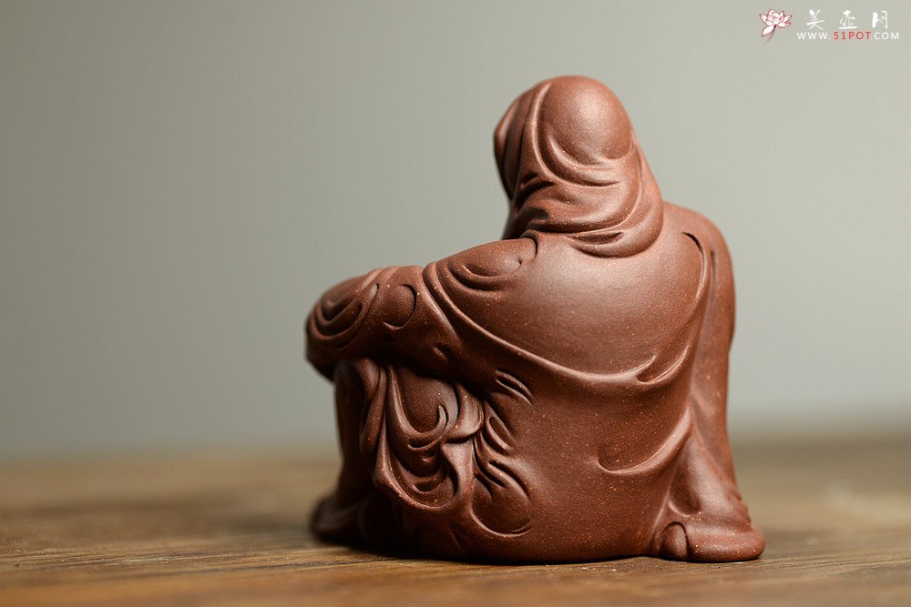 紫砂壶图片：手工雕塑 静~ 自在罗汉 做工精细 廖生塔作品~ - 宜兴紫砂壶网