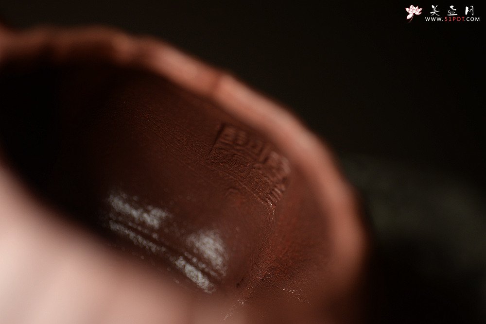 紫砂壶图片：周斌突破之作 全手工难度极大  肌肉男o(∩_∩)o  全手筋纹石瓢  - 宜兴紫砂壶网