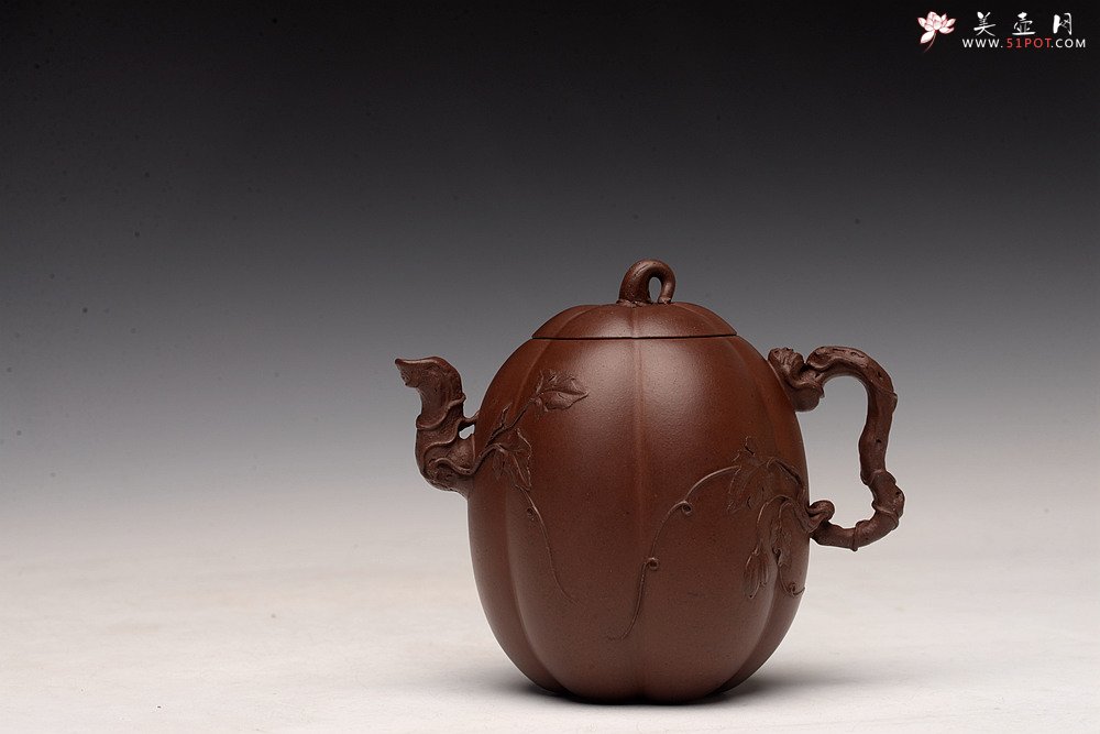 紫砂壶图片：顾正芳精品全手 原创作品 花货技法精湛  甜瓜 赵辉老师精刻 - 宜兴紫砂壶网