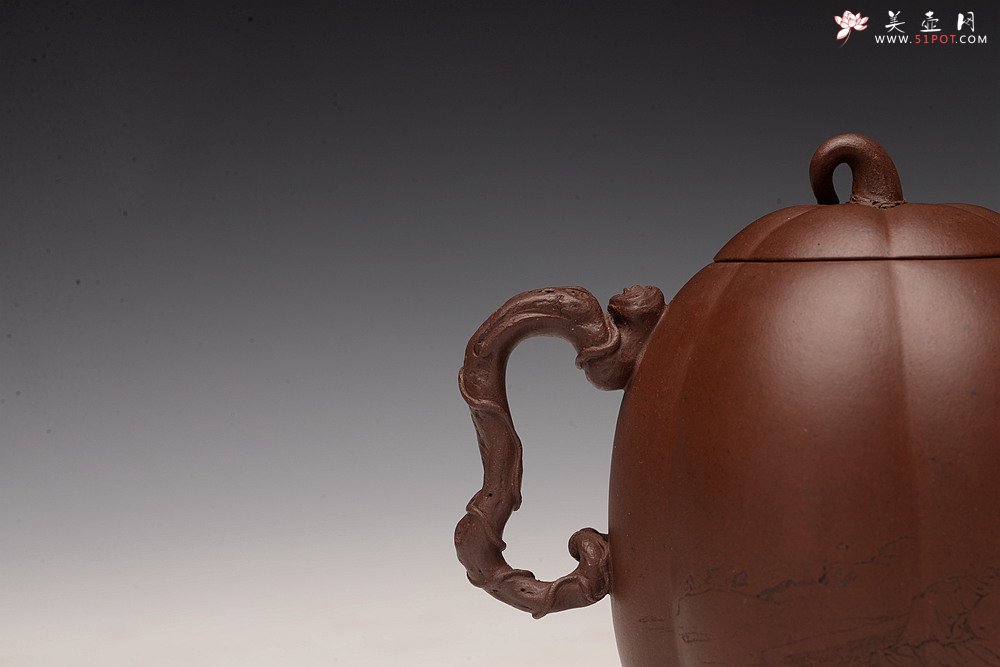 紫砂壶图片：顾正芳精品全手 原创作品 花货技法精湛  甜瓜 赵辉老师精刻 - 宜兴紫砂壶网