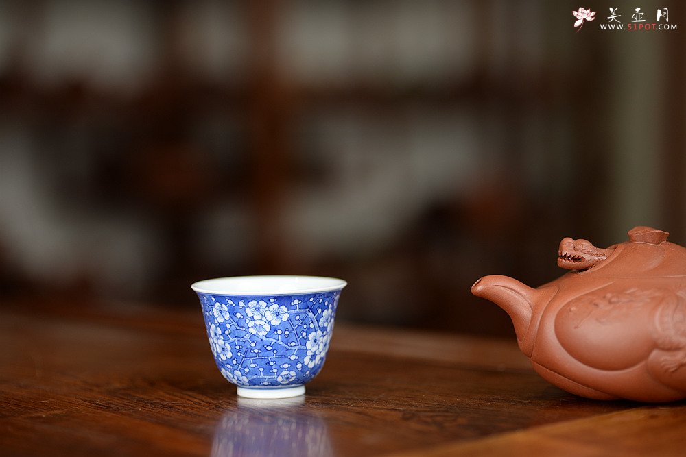 紫砂壶图片：精工之作 鱼化龙 别具风格~油润底槽青 鱼跃龙门 - 宜兴紫砂壶网