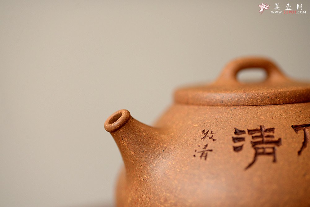紫砂壶图片：朱牧清文气之作 实用佳器 摹古东石瓢 - 宜兴紫砂壶网