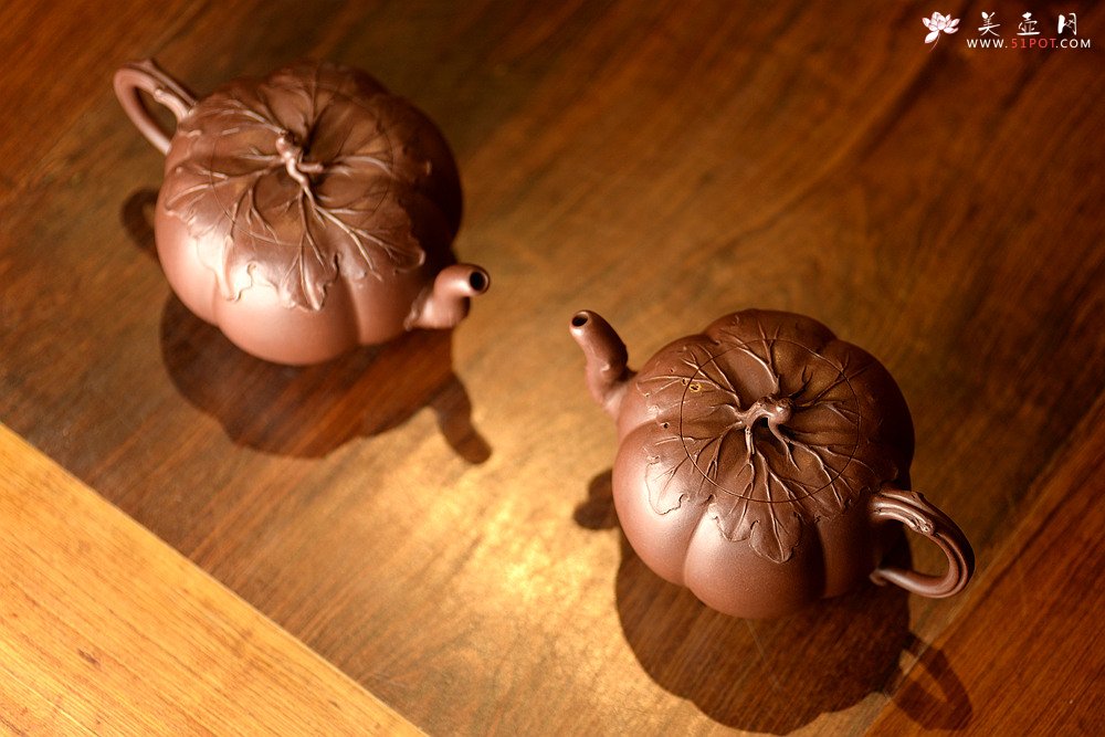 紫砂壶图片：顾正芳丙申全手作品  经典代表作 南瓜一对 - 宜兴紫砂壶网