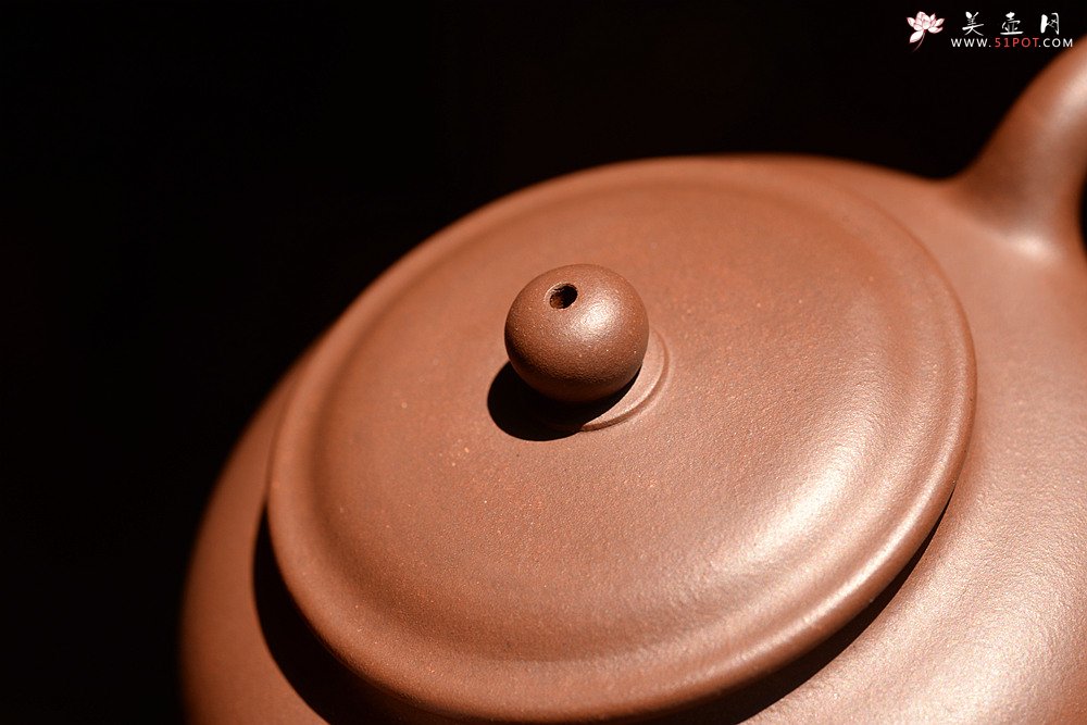 紫砂壶图片：王微全手  做工精致 秀气可人 怡圆壶 极品清水泥 - 宜兴紫砂壶网