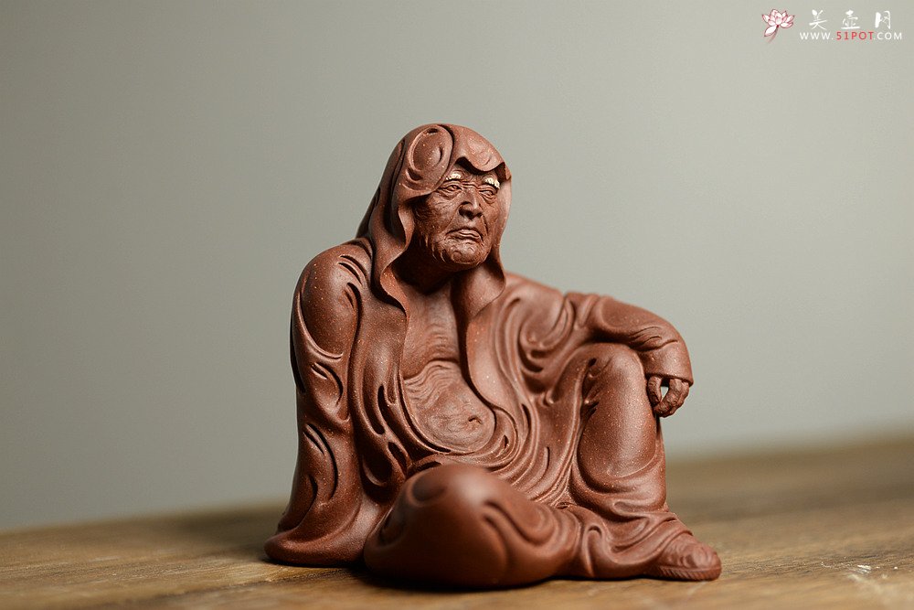 紫砂壶图片：手工雕塑 静~ 自在罗汉 做工精细 廖生塔作品~ - 宜兴紫砂壶网