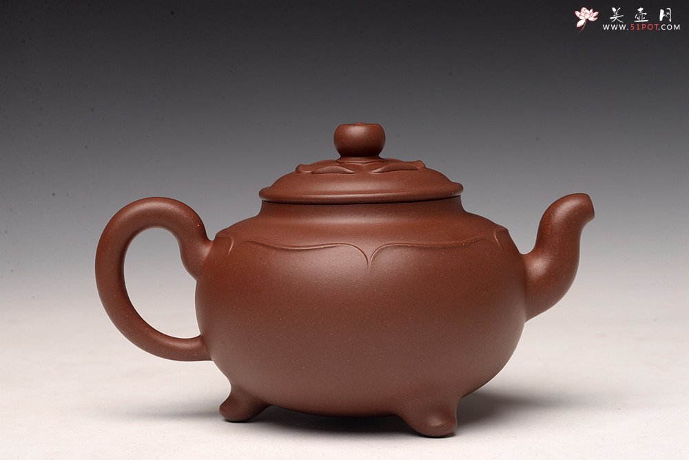 紫砂壶图片：储俊伟 精品代表作 全手三足宝莲（获得乙未年全手工大赛三等奖） 温文尔雅 - 宜兴紫砂壶网