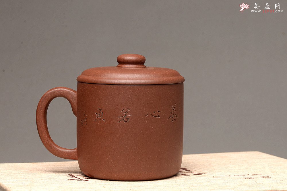 紫砂壶图片：陆轶舟老师精刻 好料盖杯 精工 - 宜兴紫砂壶网