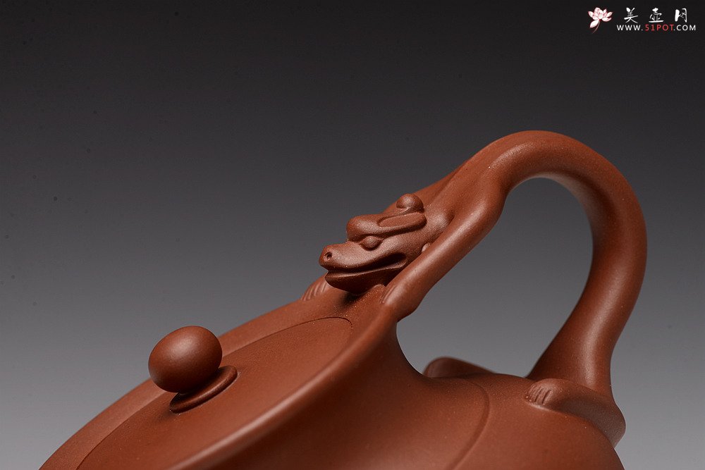 紫砂壶图片：呕心力作 精于洪霞精品代表作~ 全手螭龙 雍容华贵 - 宜兴紫砂壶网