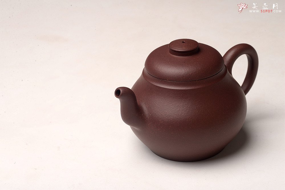 紫砂壶图片：美壶特惠 线条优美 敦厚可人 古樽 - 宜兴紫砂壶网