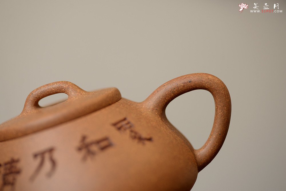 紫砂壶图片：朱牧清文气之作 实用佳器 摹古东石瓢 - 宜兴紫砂壶网