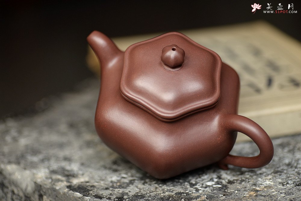紫砂壶图片：许学军老师经典作品 雍容华贵 气度不凡 全手六角莲子 - 宜兴紫砂壶网