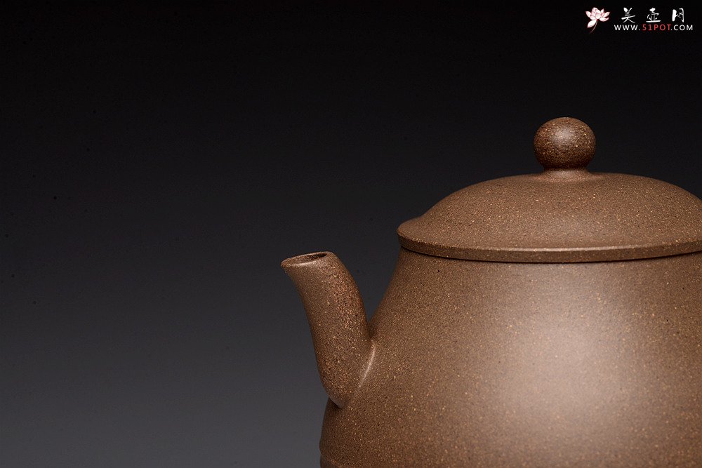 紫砂壶图片：钱林芳全手作品 汉隐壶 优质青灰泥 韵味独特 饱满俊雅 - 宜兴紫砂壶网