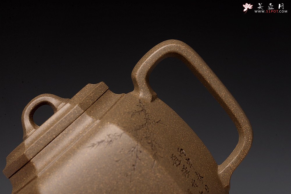 紫砂壶图片：强强联合  秀雅文气 国师赵辉精心装饰 六方云亭 难得文人画遗韵~ - 宜兴紫砂壶网