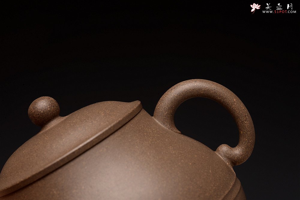 紫砂壶图片：钱林芳全手作品 汉隐壶 优质青灰泥 韵味独特 饱满俊雅 - 宜兴紫砂壶网