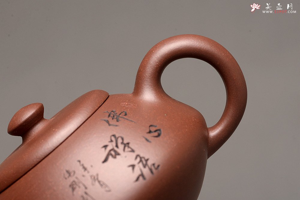 紫砂壶图片：钱伟刚新品 灵巧喜人 实用佳品 禅语 - 宜兴紫砂壶网