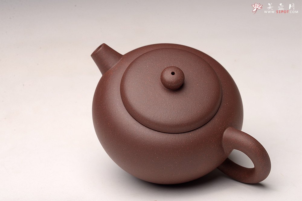 紫砂壶图片：鸿渝山房新品 美壶特惠   拙朴之风 杀茶利器 茶人最爱 矮巨轮 - 宜兴紫砂壶网