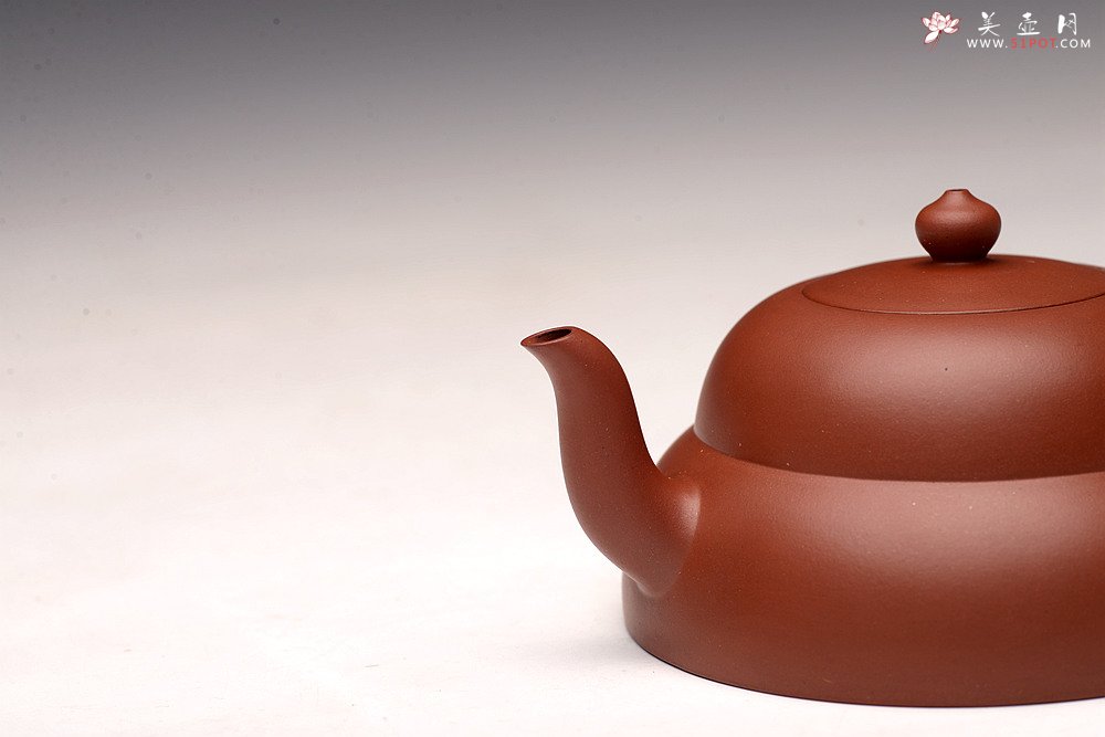紫砂壶图片：曲峰丙申春 简朴端庄 曼生壶之笠荫 经典传统 做工精致 - 宜兴紫砂壶网