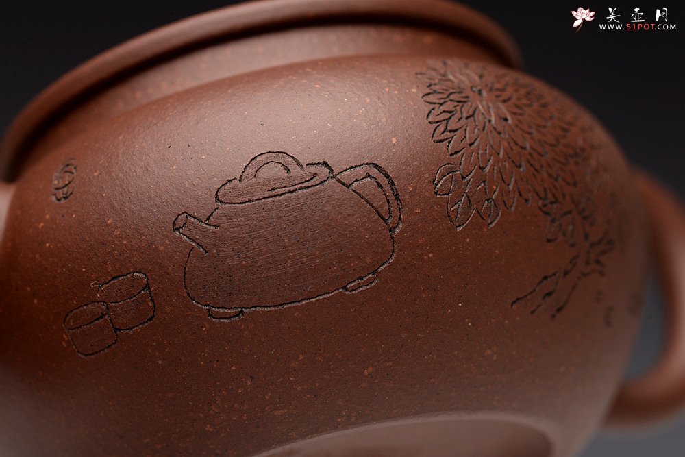 紫砂壶图片：张听刚精心装饰  刻绘精彩 大口实用 全手巨轮珠 摹曼生画 - 宜兴紫砂壶网