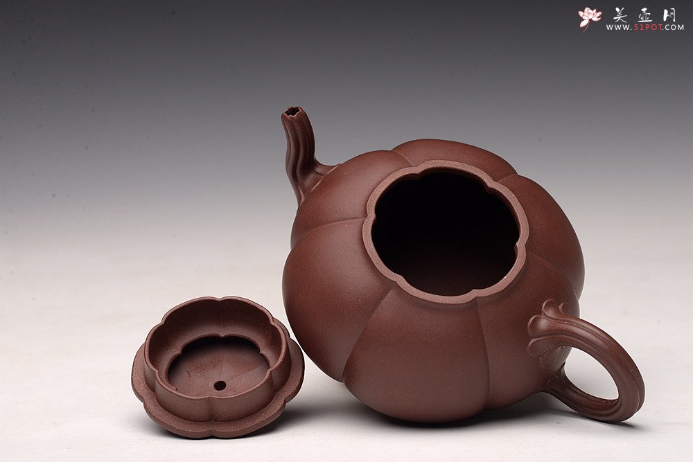 紫砂壶图片：气韵流畅 绽放之美 全手筋囊佳器 六瓣莲花 - 宜兴紫砂壶网