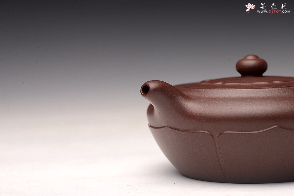 紫砂壶图片：大口实用 唐彬杰款 美壶特惠 莲花矮僧帽 细节处理到位  - 宜兴紫砂壶网