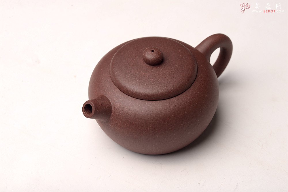 紫砂壶图片：鸿渝山房新品 美壶特惠   拙朴之风 杀茶利器 茶人最爱 矮巨轮 - 宜兴紫砂壶网