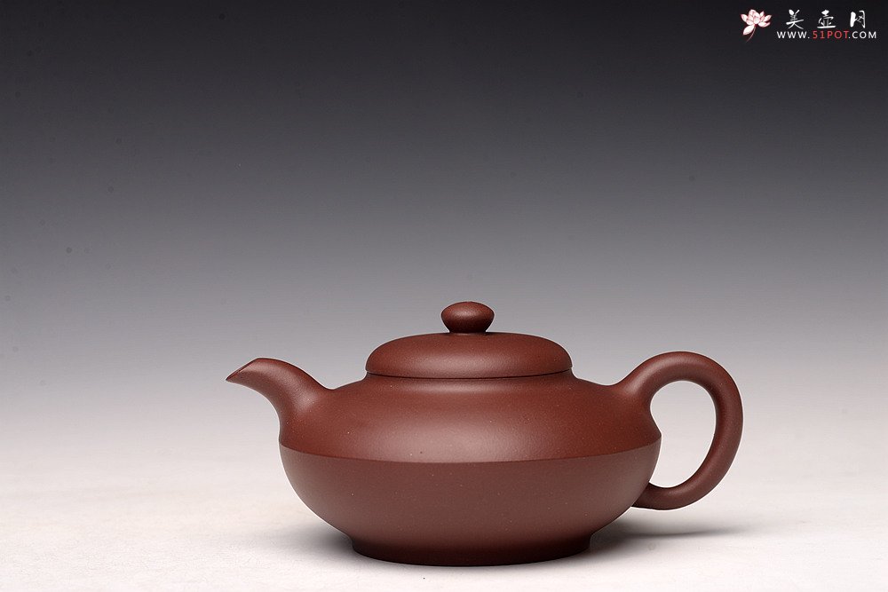 紫砂壶图片：俞欣荣乙未年初冬作品 器形古朴老味足 清式合欢 实用佳器 - 宜兴紫砂壶网