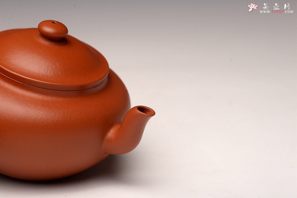 紫砂壶图片：徐亚春全手作品 摹古清味 耐品杀茶利器 清芳  - 宜兴紫砂壶网