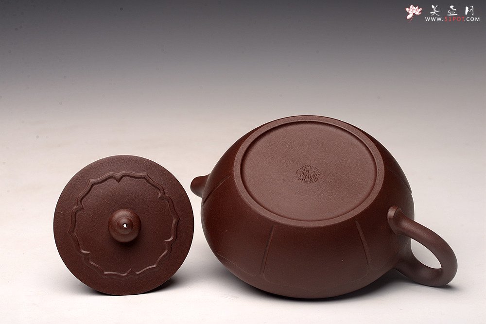 紫砂壶图片：大口实用 唐彬杰款 美壶特惠 莲花矮僧帽 细节处理到位  - 宜兴紫砂壶网