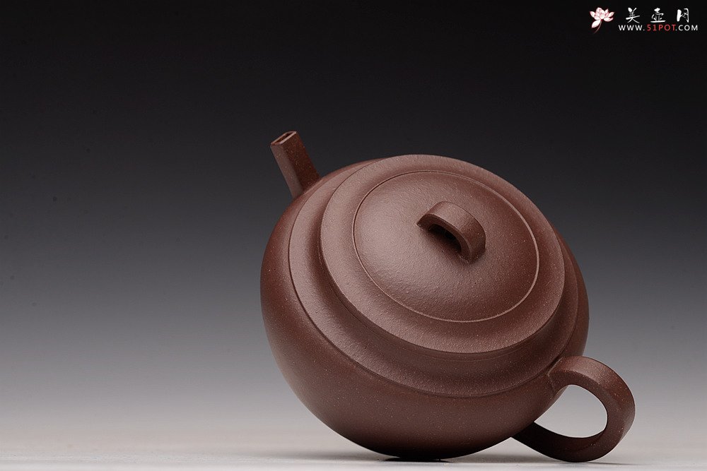 紫砂壶图片：詹黎明全手新作 古朴稳重 线条清晰流畅 颇具个性 陶瓮二 做工精致 - 宜兴紫砂壶网