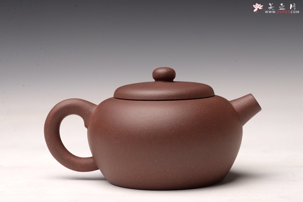 紫砂壶图片：鸿渝山房新品 美壶特惠   拙朴之风 杀茶利器 茶人最爱 矮巨轮 - 宜兴紫砂壶网