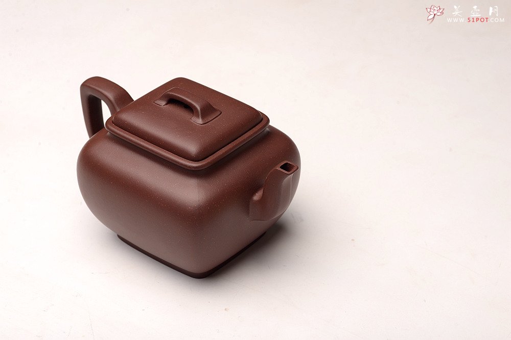 紫砂壶图片：何卫枫丙申春全手新作 敦厚文气 方中见圆 刚柔并济 樽方 - 宜兴紫砂壶网