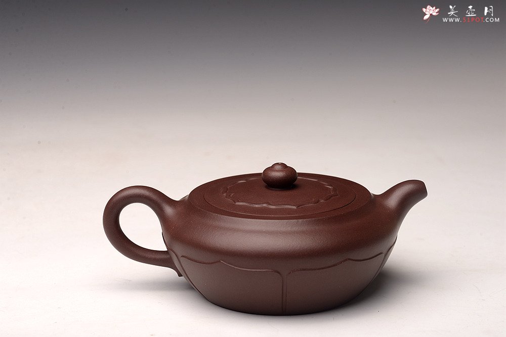 紫砂壶图片：大口实用 唐彬杰款 美壶特惠 莲花矮僧帽 细节处理到位  - 宜兴紫砂壶网