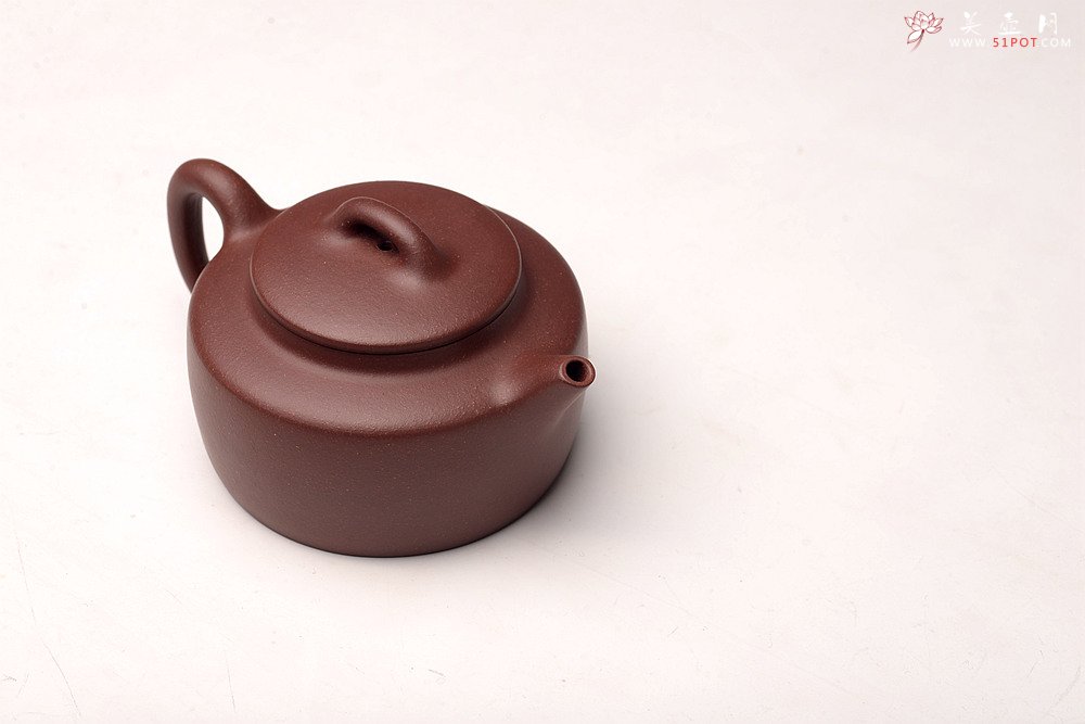 紫砂壶图片：俞欣荣新作 线条简练 大口直流实用 美壶特惠 古韵 - 宜兴紫砂壶网