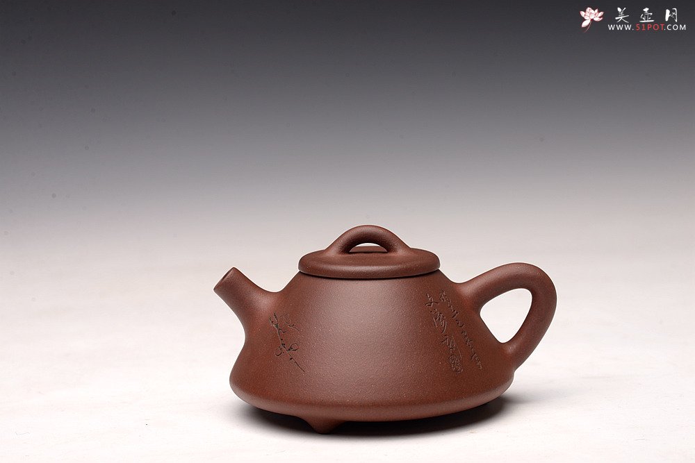 紫砂壶图片：摹古清味~ 鸿渝山房新品 美壶特惠 茶人最爱 拙味石瓢 助工文涛装饰 - 宜兴紫砂壶网