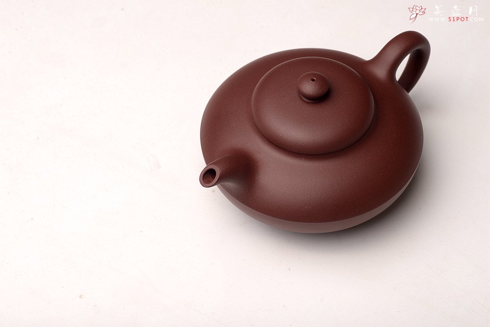 紫砂壶图片：俞欣荣乙未年初冬作品 器形古朴老味足 清式合欢 实用佳器 - 宜兴紫砂壶网