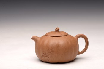 紫砂壶图片：姜建荣全手玩味小南瓜 田园清趣 游心堂主人装饰 - 宜兴紫砂壶网