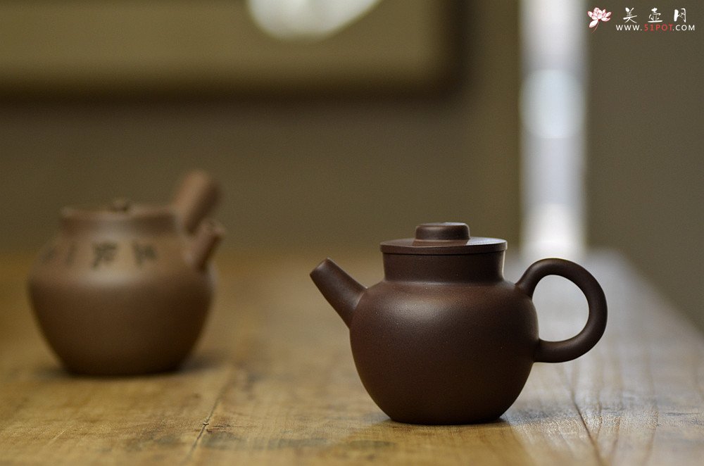 紫砂壶图片：美壶特惠 茶人最爱 杀茶利器 古朴小品 实用巨轮 - 宜兴紫砂壶网