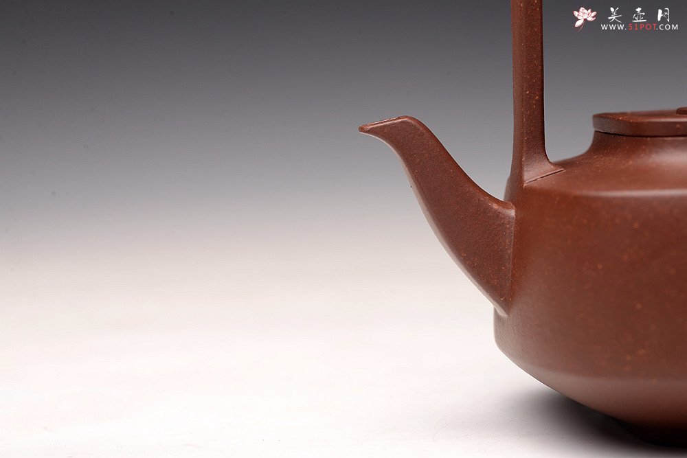紫砂壶图片：于洪跃丙申初夏新品 单片拍打 挺拔俊秀 柔中带刚 四方提璧  - 宜兴紫砂壶网