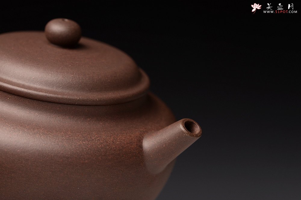 紫砂壶图片：邵春良老师供料 高温紫泥 全手摹古之抱翁 泥色沉稳 浑厚耐品~ - 宜兴紫砂壶网