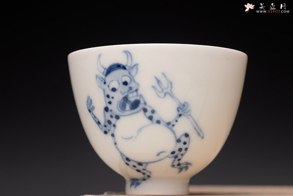 紫砂壶图片：大生（姜寅）玩瓷 小怪兽系列 趣味十足 ~ 品茗对杯 - 宜兴紫砂壶网