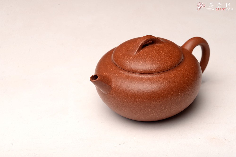 紫砂壶图片：于洪霞丙申春全手新品 设计 线条优美 做工精致 耐品实用 映心 - 宜兴紫砂壶网