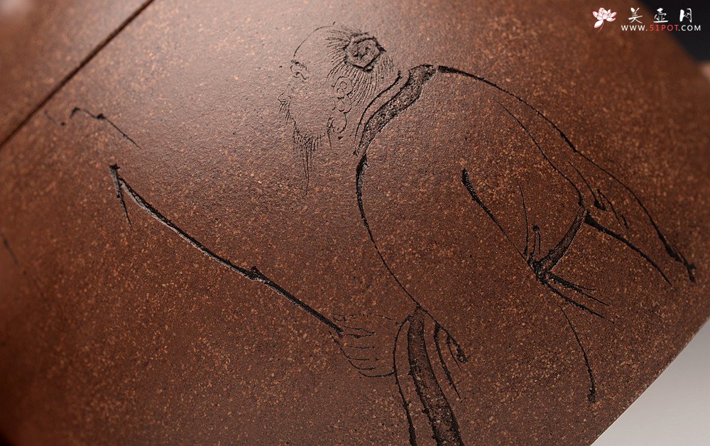 紫砂壶图片：周斌全手新作 朴素敦厚 全手秦权 文气佳品 游心堂主人装饰 油润段泥 - 宜兴紫砂壶网