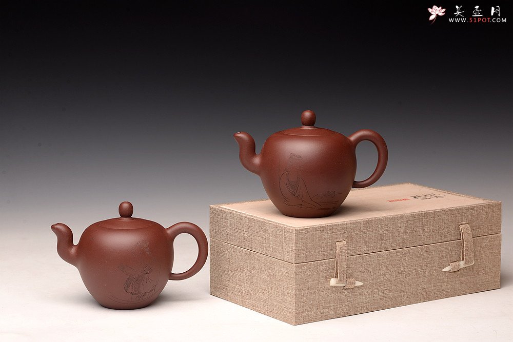 紫砂壶图片：饱满圆润 陈国良款式  一粒珠 游心堂主人装饰 - 宜兴紫砂壶网