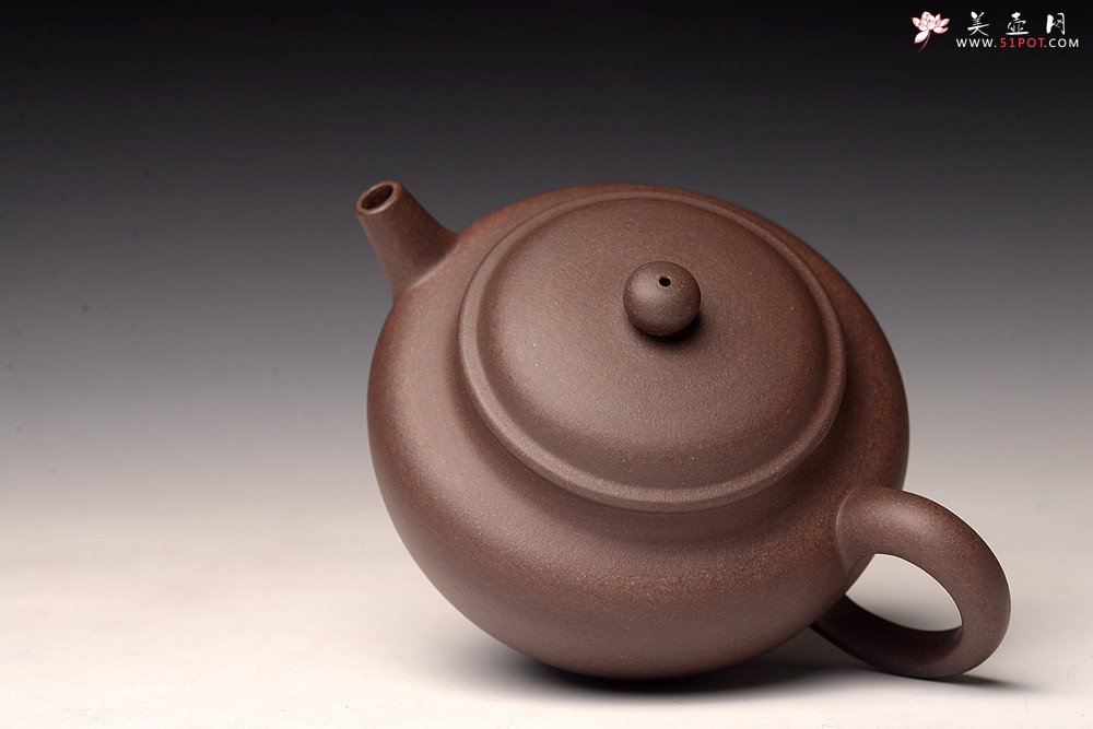 紫砂壶图片：邵春良老师供料 高温紫泥 全手摹古之抱翁 泥色沉稳 浑厚耐品~ - 宜兴紫砂壶网