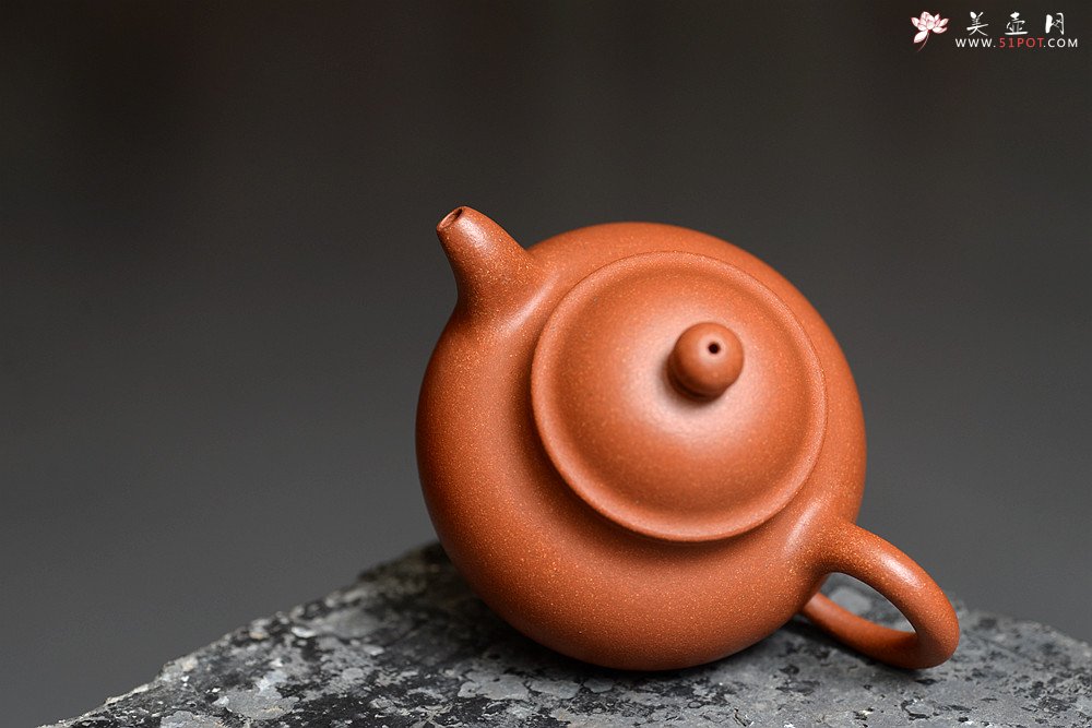 紫砂壶图片：超级实用油润降坡泥之潘壶 手工练泥仅此一把 - 宜兴紫砂壶网