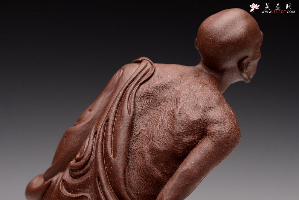 紫砂壶图片：廖生塔手工雕塑  静~ 沐心罗汉 做工精细  - 宜兴紫砂壶网